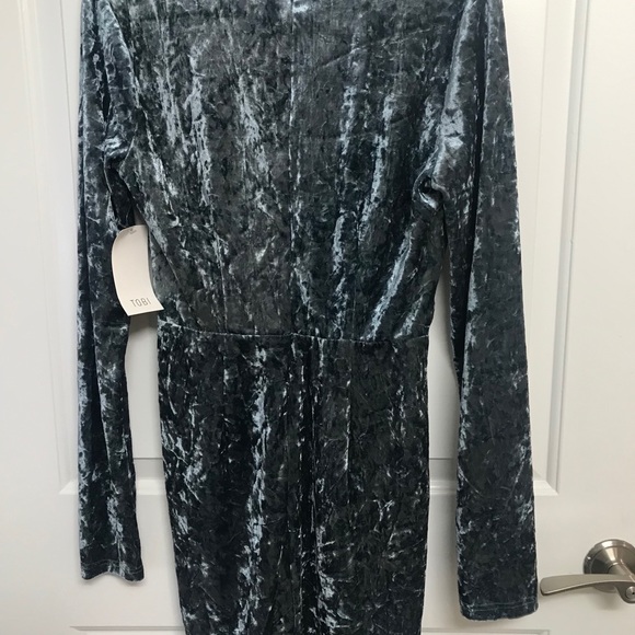 Dress - Picture 6 of 6